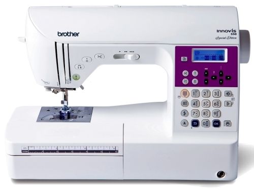 Комп'ютерні швейні машини або по-іншому їх називають мікропроцесорні, це найвищий ступінь у виробництві побутового швейного обладнання, оскільки такий клас техніки, оснащений передовими технологіями і функціями